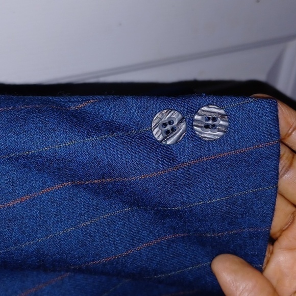 VTG Blue Pinstripe Double-Breasted Wool Blazer / Sportcoat, 42L - Picture 5 of 11